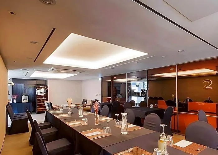 Midcity Myeongdong 3*
