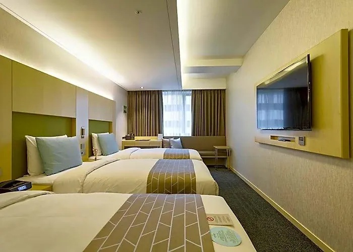 Midcity Myeongdong 3*