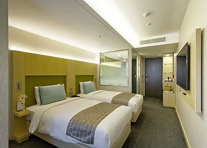 Midcity Myeongdong 3*